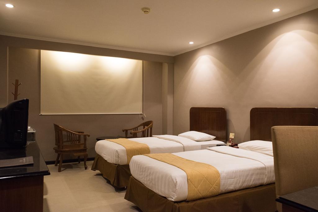 Hotel Gajahmada Pontianak Habitación foto