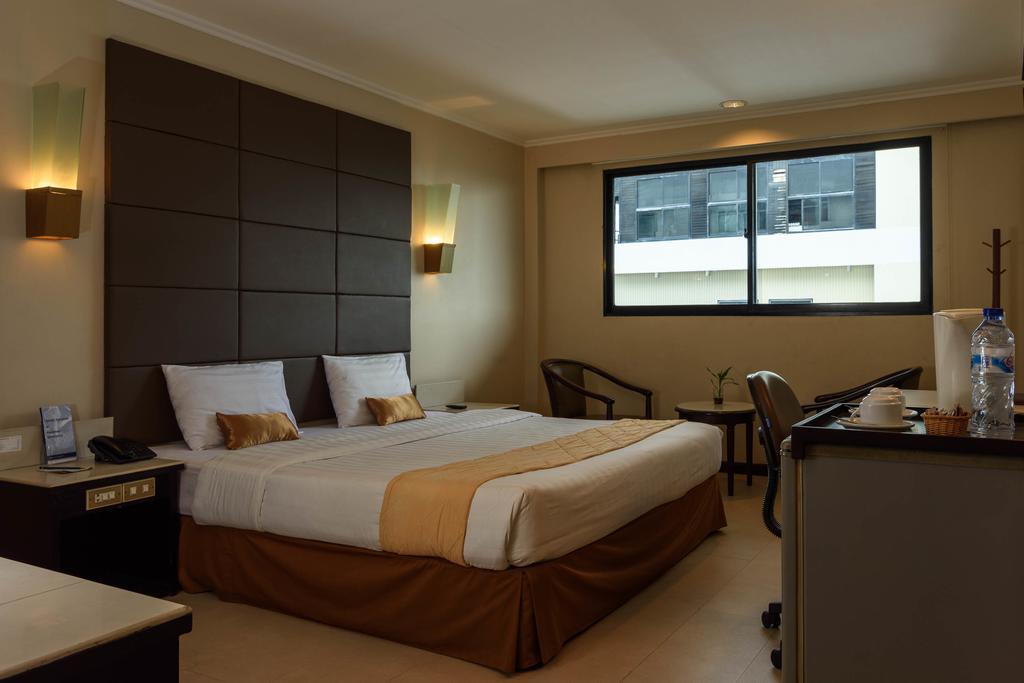 Hotel Gajahmada Pontianak Habitación foto