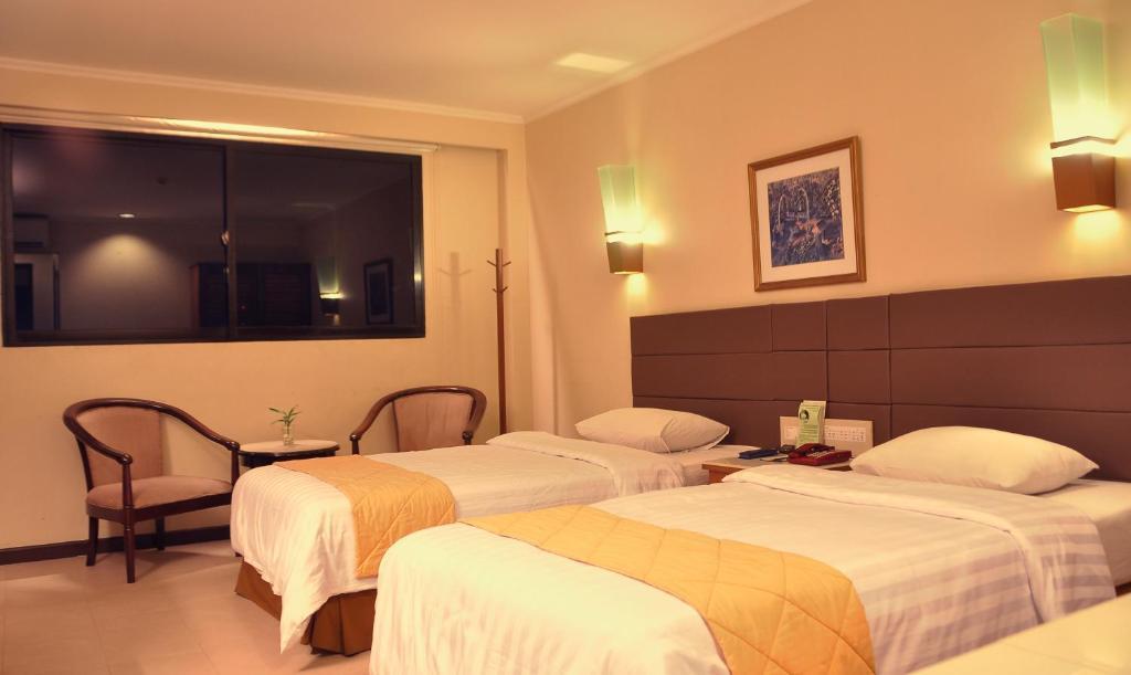 Hotel Gajahmada Pontianak Habitación foto